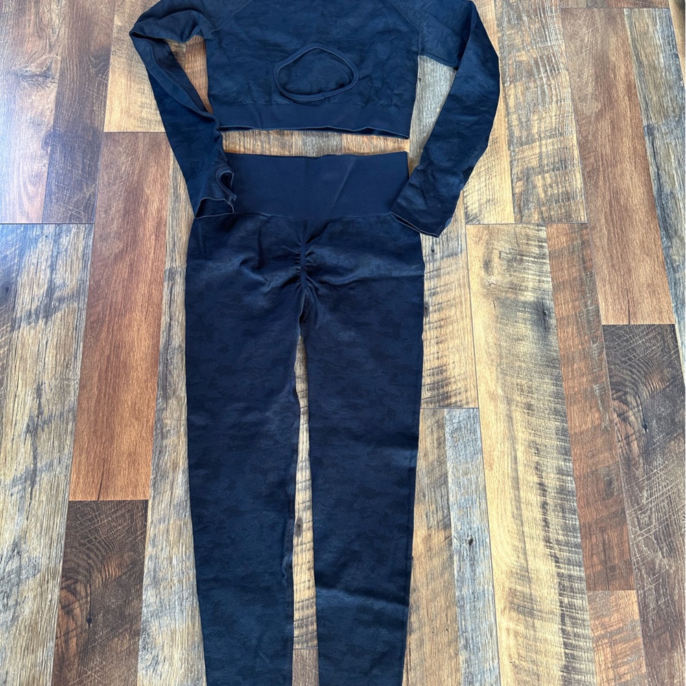 LULU CLOTHING COMPANY